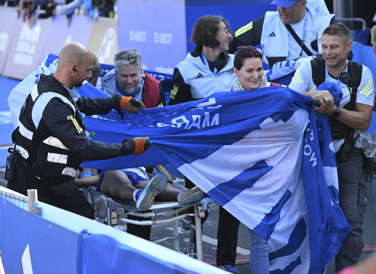 Berlin Maratonu sona erdi: Etiyopyalı Guye Adola kazandı