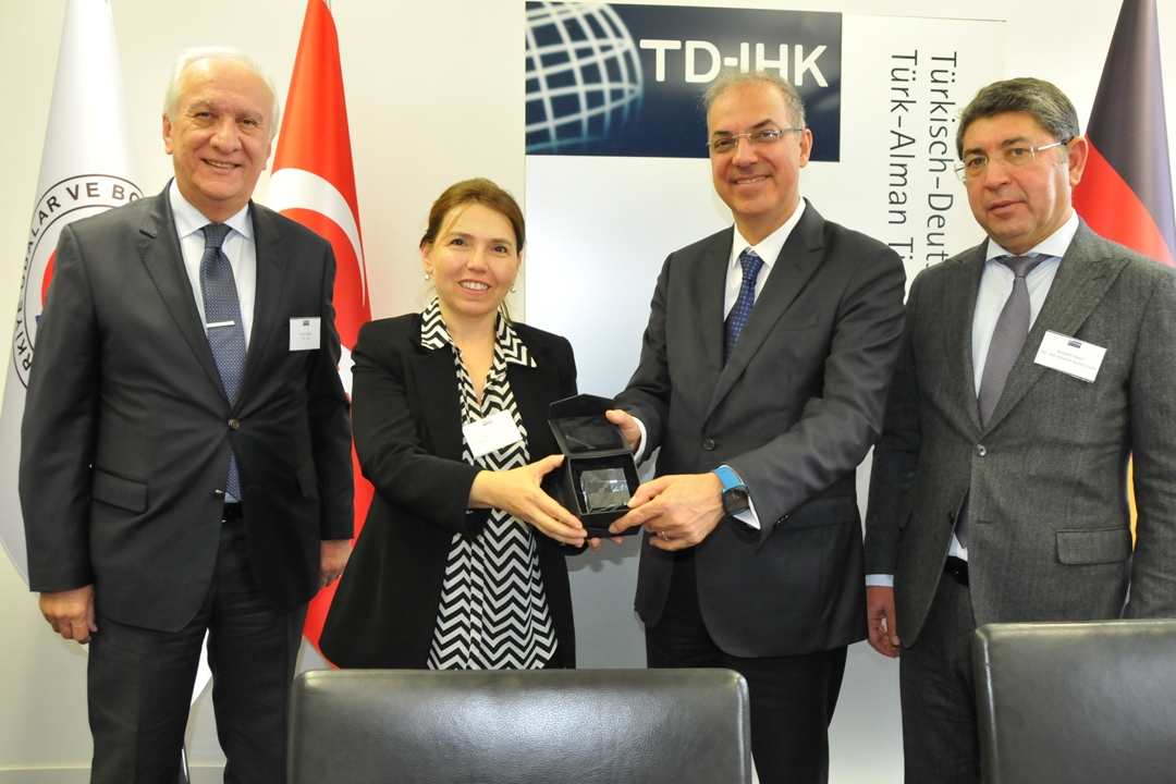 TD-IHK`da Ticarette Tahkim ve Arabuluculuk toplantısı