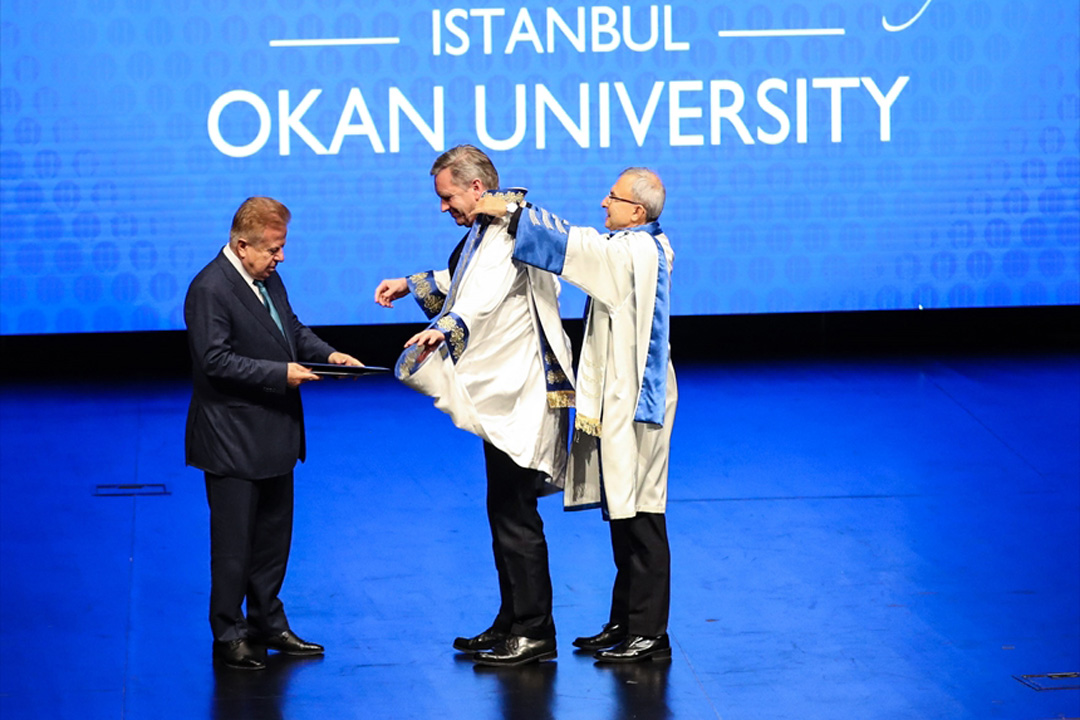 Almanya'nın eski Cumhurbaşkanı Wulff'a Okan Üniversitesinden fahri doktora