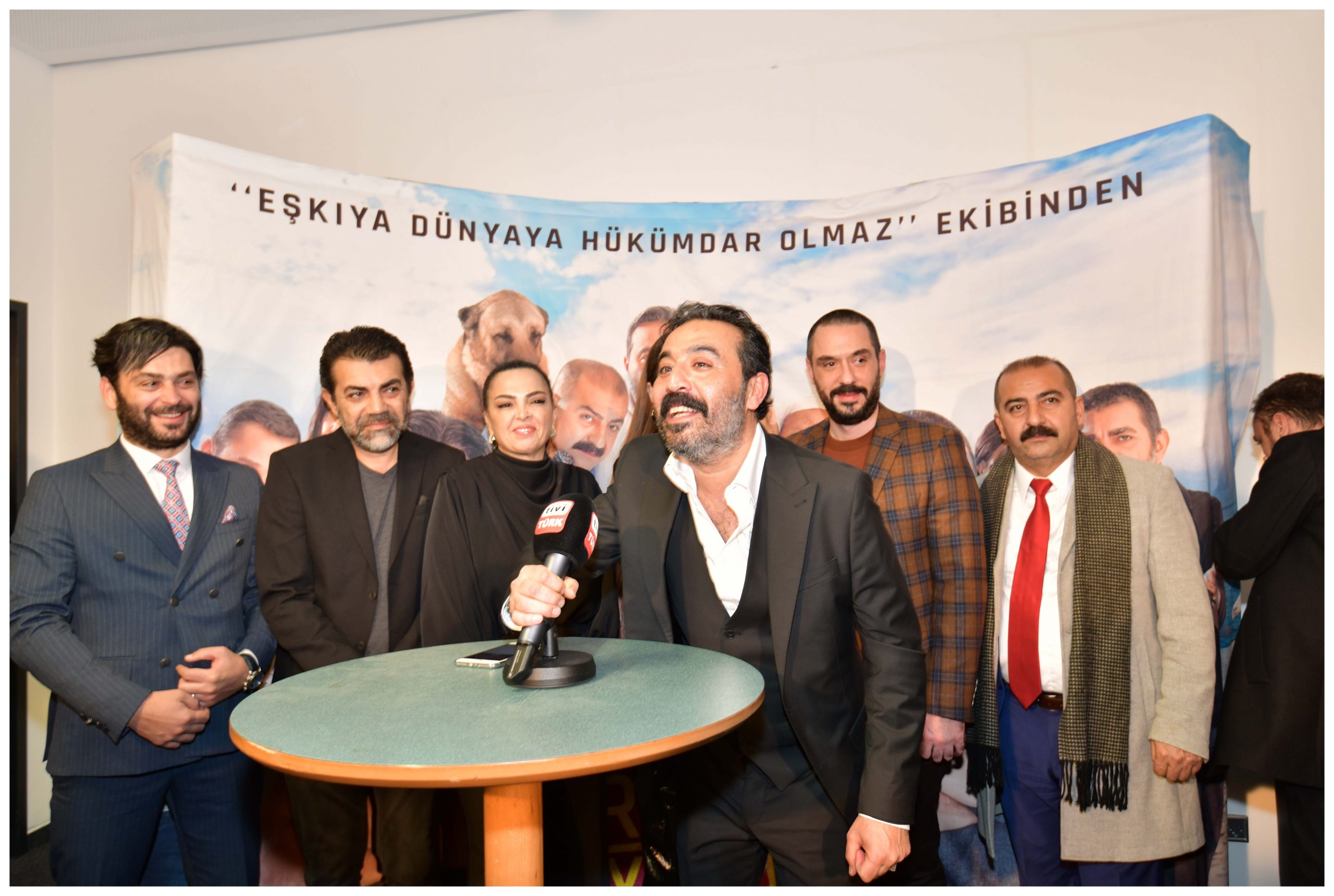 “Aman Reis Duymasın” Berlin Galası muhteşemdi