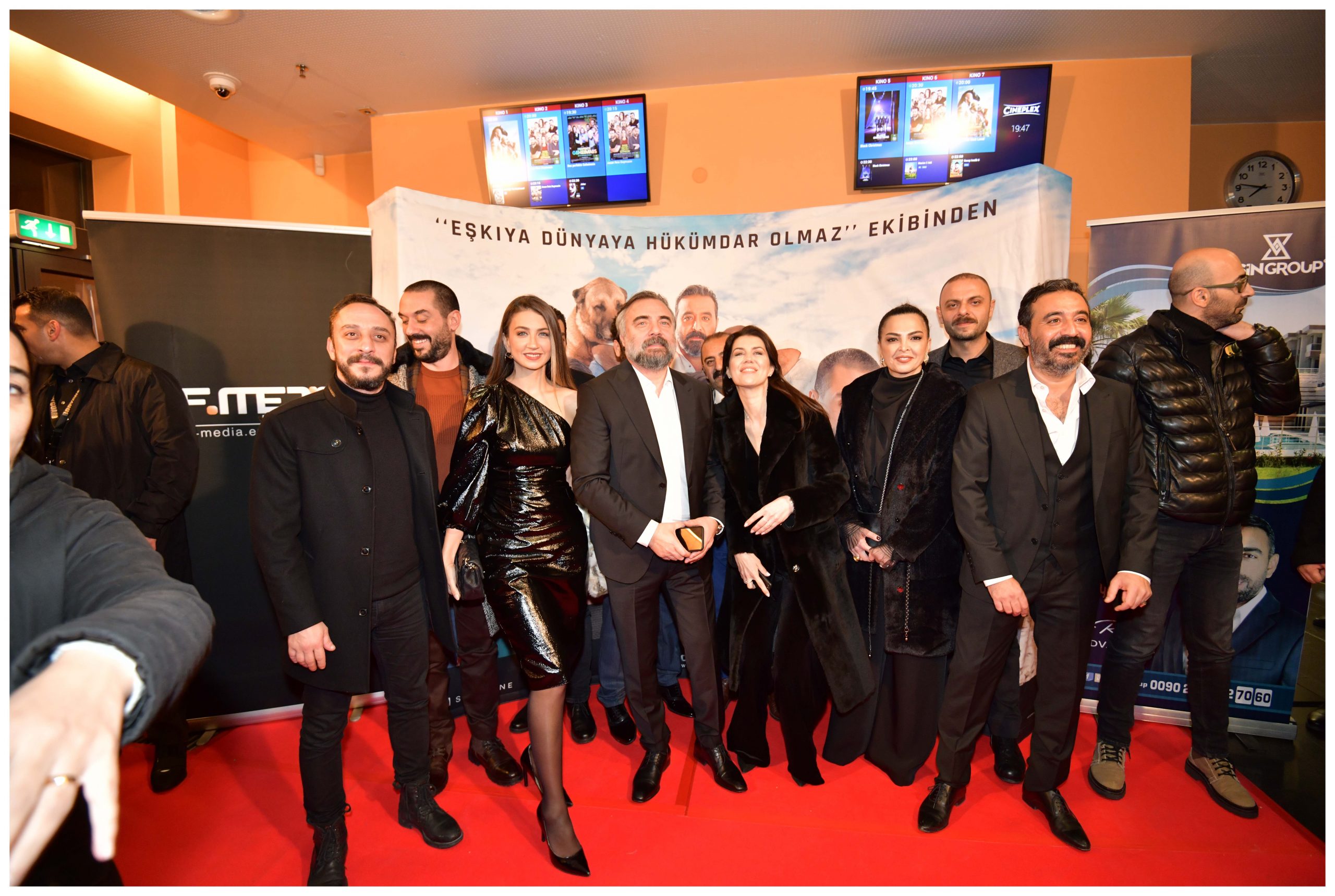 “Aman Reis Duymasın” Berlin Galası muhteşemdi