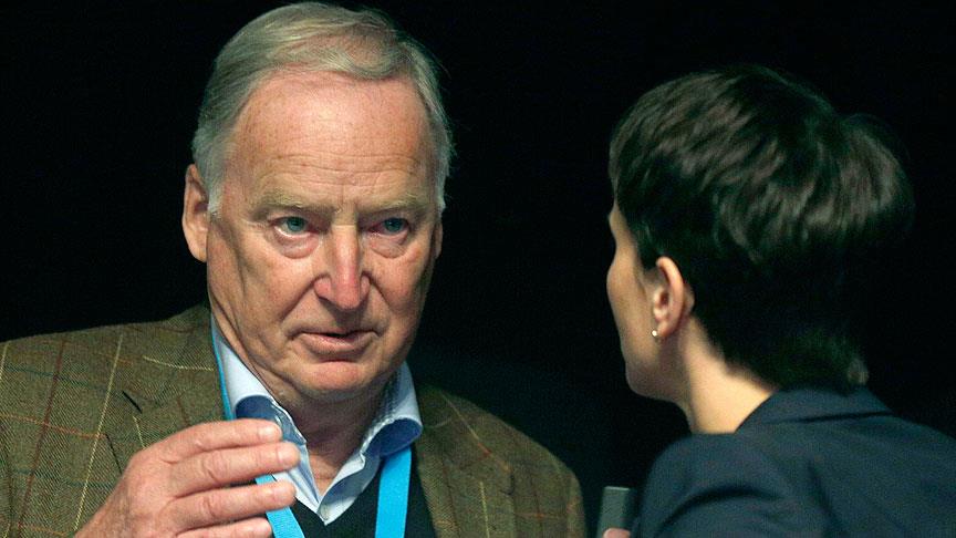 Almanya'da aşırı sağcı milletvekili Gauland'ın dokunulmazlığı kaldırıldı