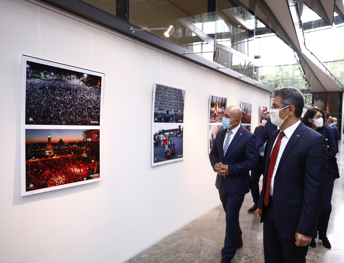 Almanya'da 15 Temmuz Demokrasi ve Milli Birlik Günü törenleri düzenlendi
