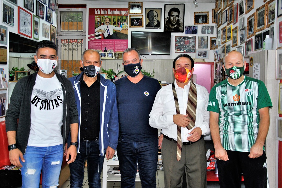 "HAMBURG MUHTARI" TV PROGRAMINDA YENİ FUTBOL SEZONU MASAYA YATIRILDI