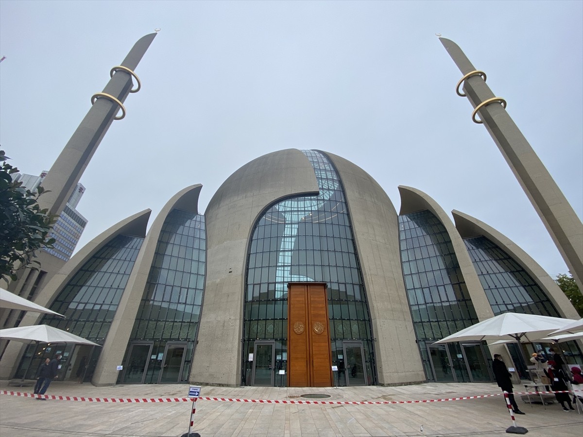 Almanya'da "Açık Cami Günü" etkinlikleri düzenlendi