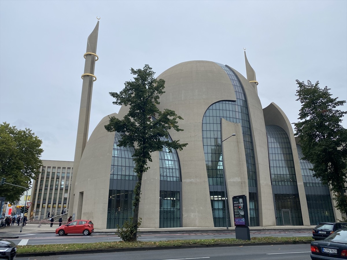 Almanya'da "Açık Cami Günü" etkinlikleri düzenlendi
