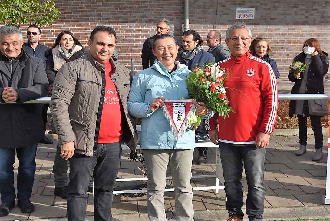 Atatürk Kupasının sahibi Harburg Türkspor oldu