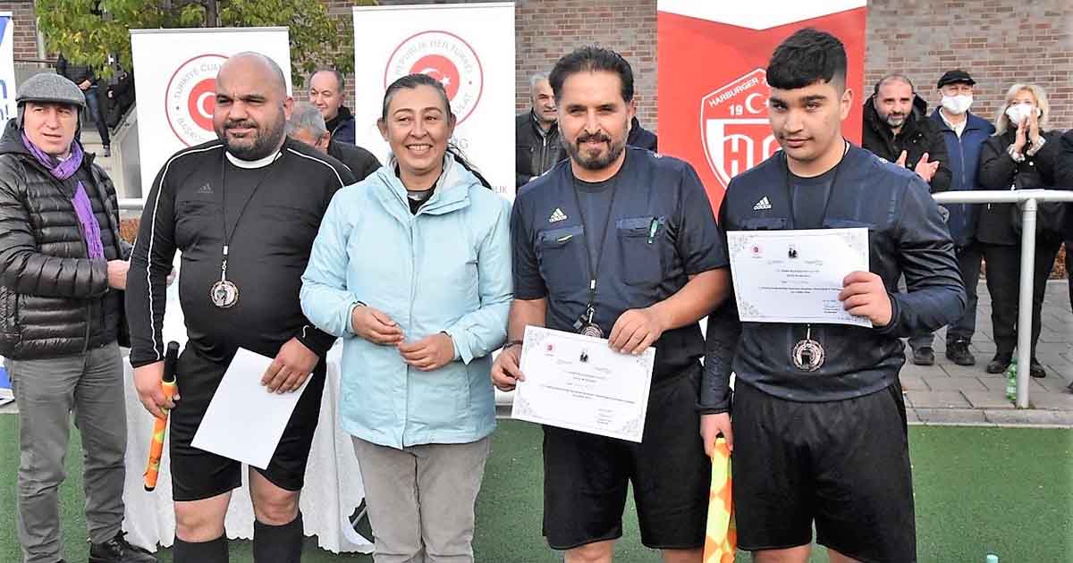 Atatürk Kupasının sahibi Harburg Türkspor oldu