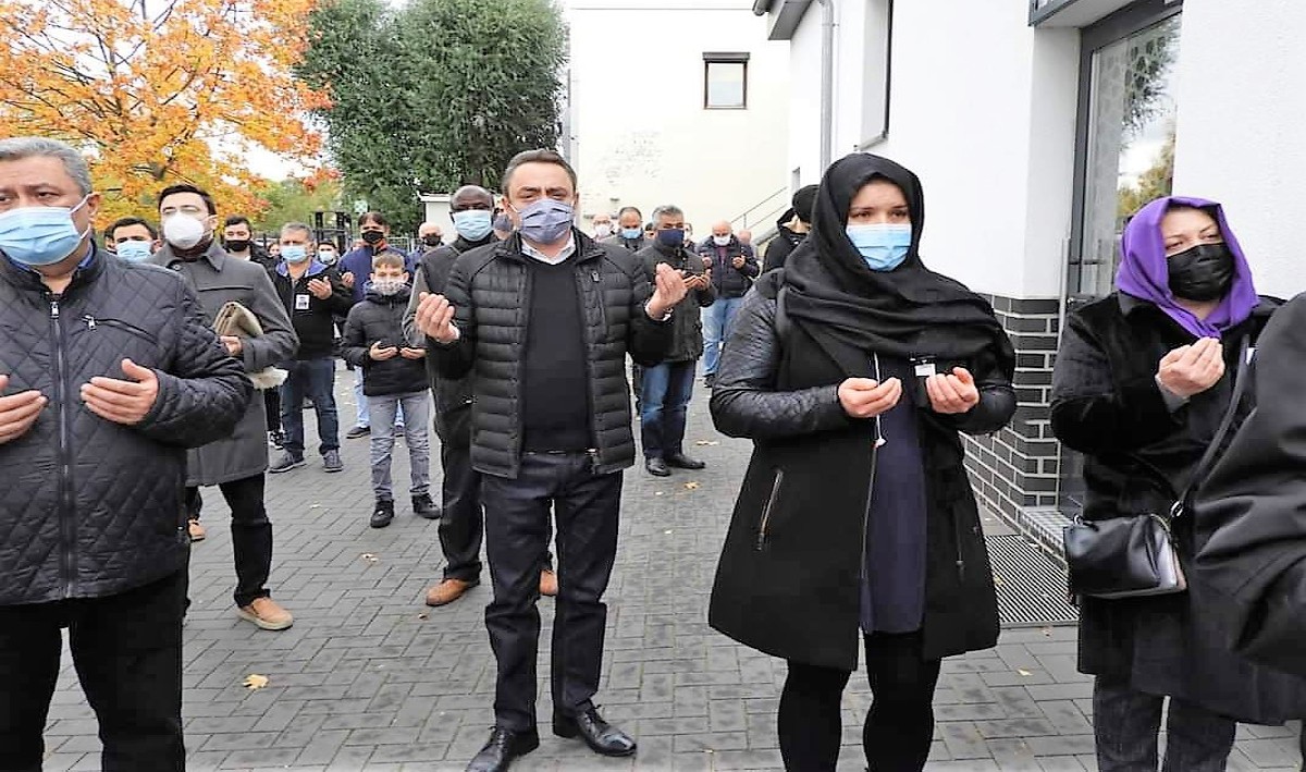 Genç gazeteci Levent Danık son yolculuğuna uğurlandı