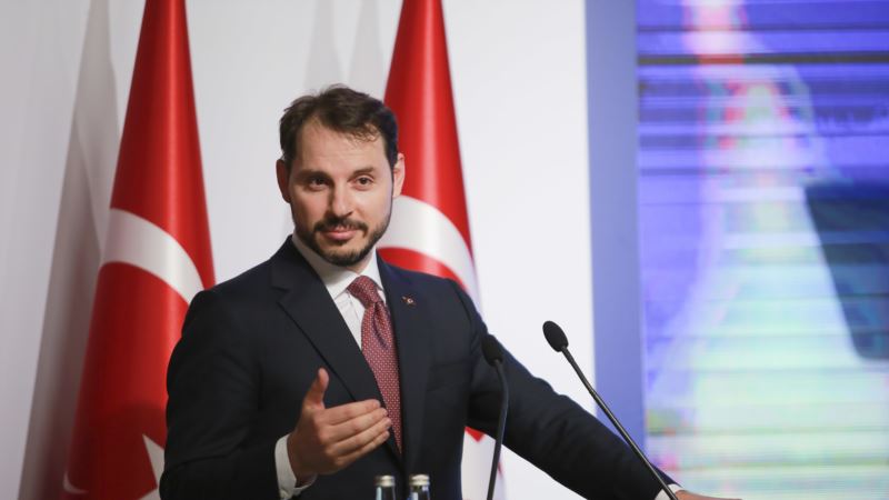 Maliye Bakanı Albayrak’ın İstifası Kabul Edildi