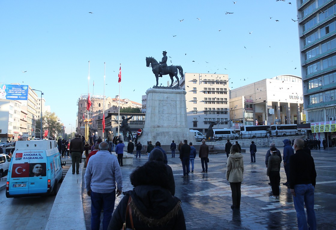 Büyük Önder Atatürk yurdun dört bir yanında anıldı