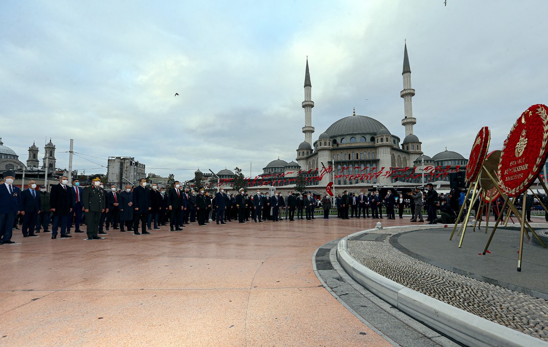 Büyük Önder Atatürk yurdun dört bir yanında anıldı