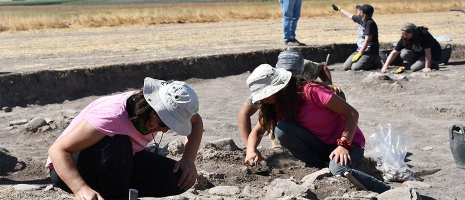 Domuztepe Höyüğü'nde 7 bin 500 yıllık yerleşim yeri tespit edildi
