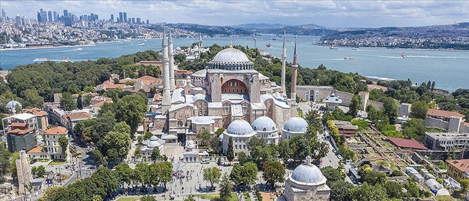 İstanbul'a 8 ayda 4 milyon 854 bin yabancı turist geldi