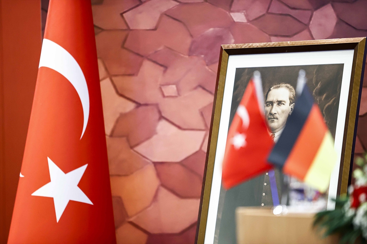 Berlin`de 29 Ekim Cumhuriyet Bayramı kutlandı