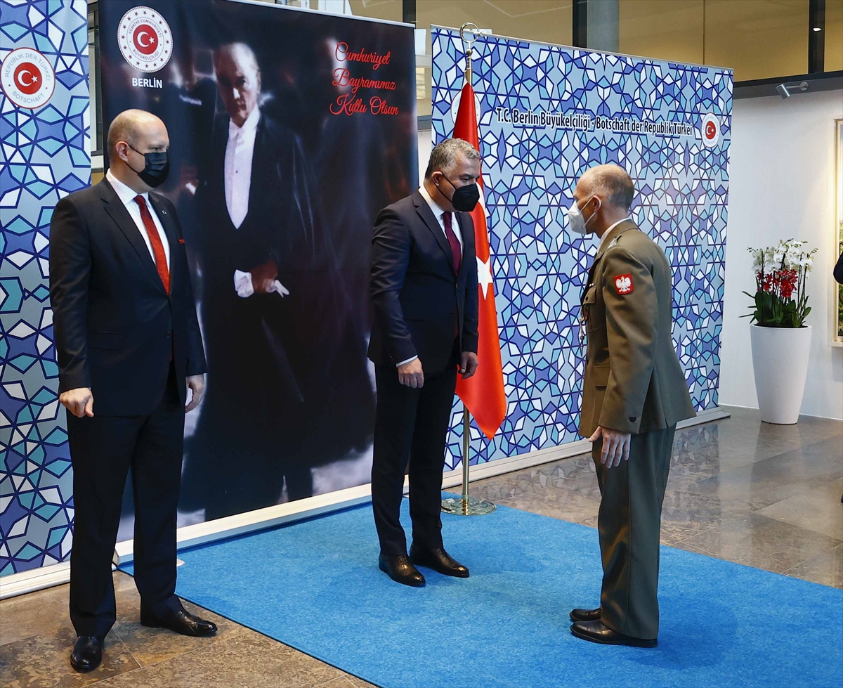Berlin`de 29 Ekim Cumhuriyet Bayramı kutlandı