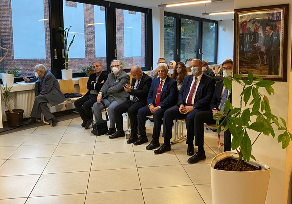 Berlin'de Hacı Bektaş-ı Veli ile Yunus Emre anıldı