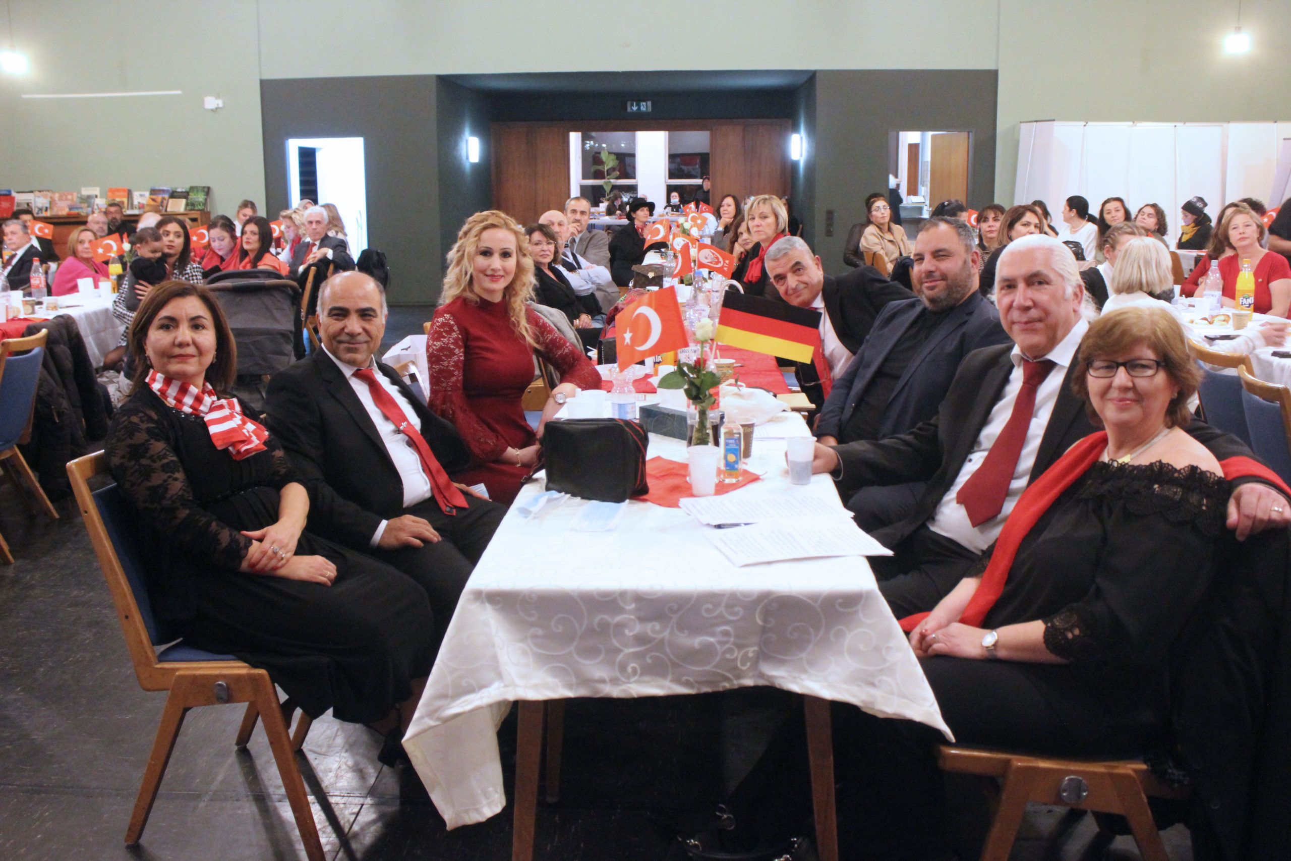 Essen'de Cumhuriyet Bayramı Coşkuyla Kutlandı