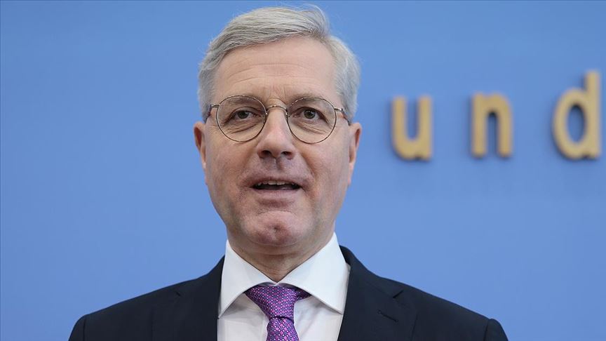 Norbert Röttgen, CDU'nun genel başkanlığı için aday oldu