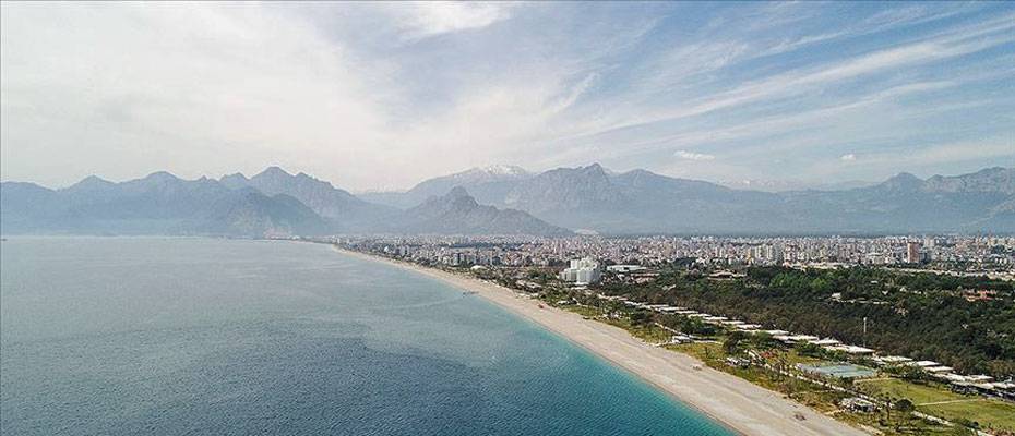 Antalya, 2022'den daha umutlu