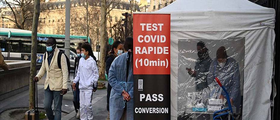 Fransa'da en yüksek günlük Kovid-19 vaka sayısı kaydedildi