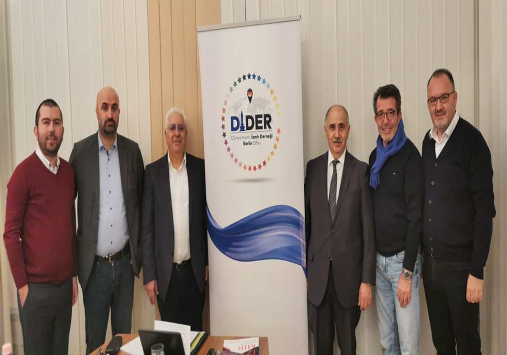 İzmir Tanıtım Ofisleri Başkanları Berlin’de toplandı