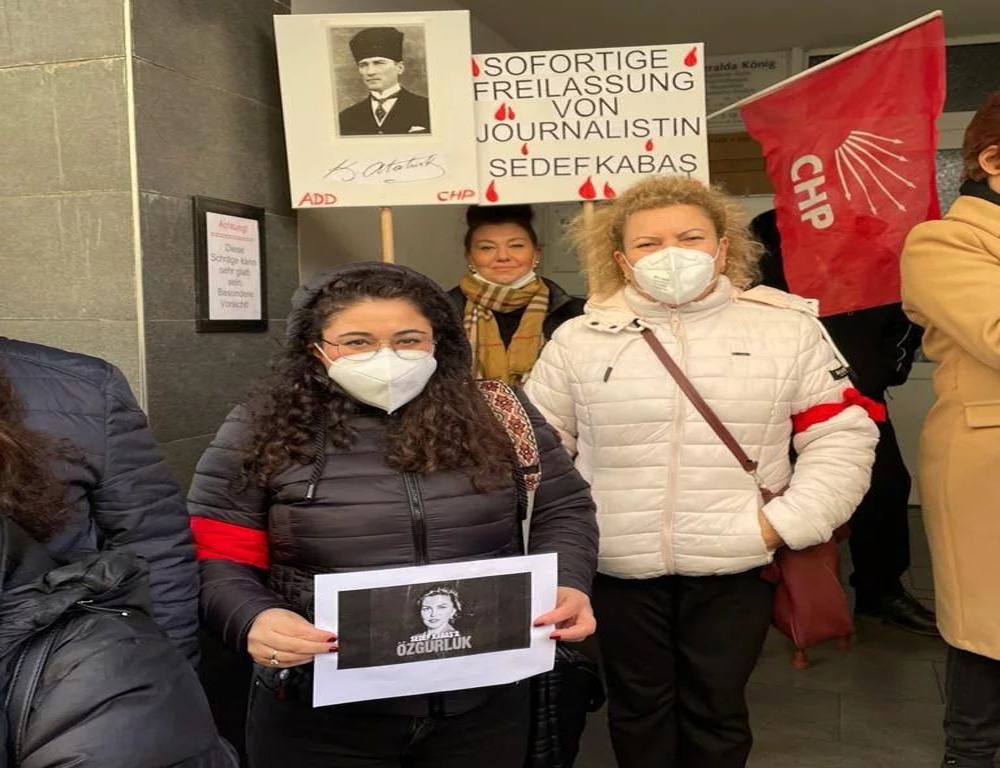 NRW`deki CHP temsilciliklerinden atamaya itiraz var
