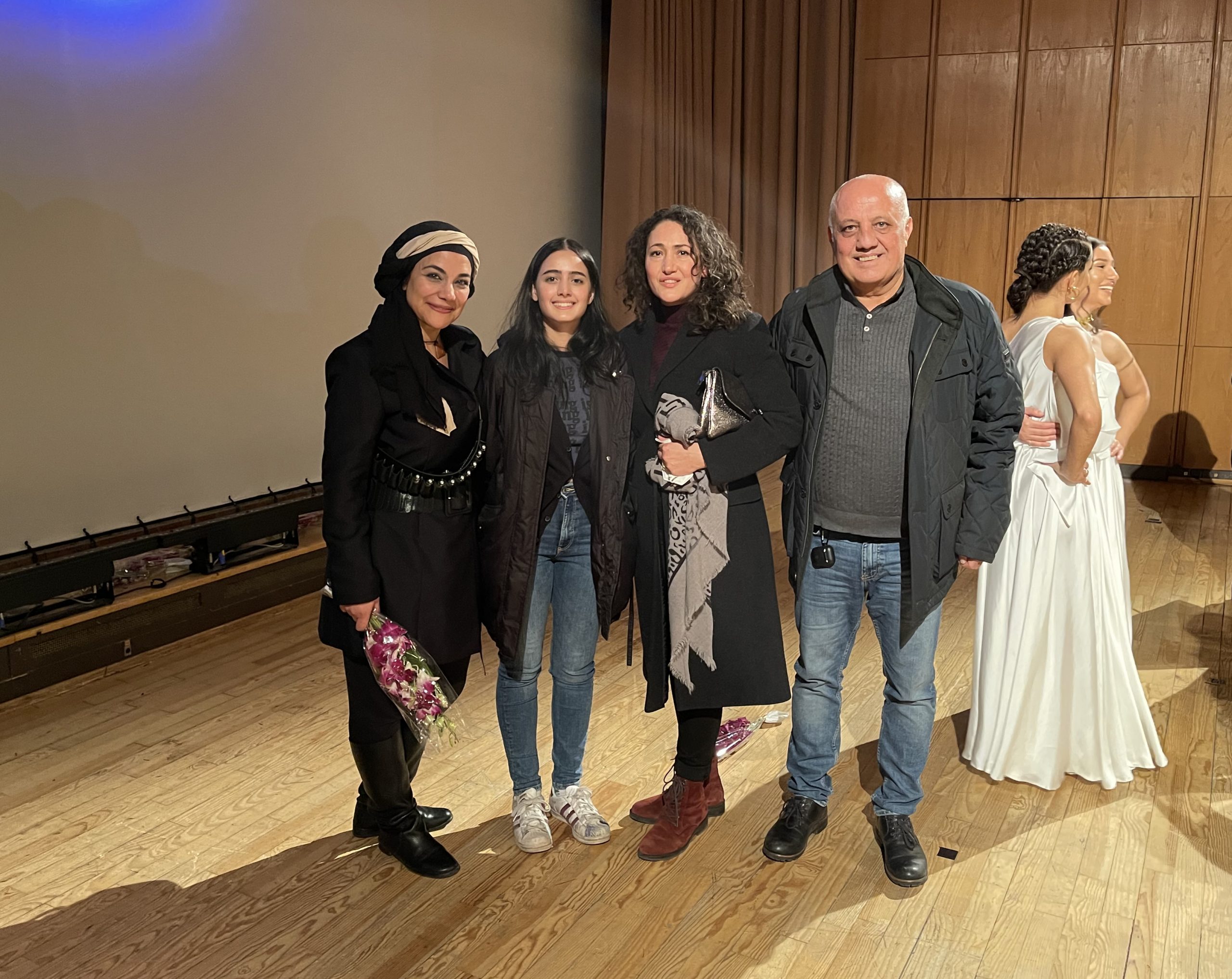 “Kibele´nin Kızları” ayakta alkışlandı