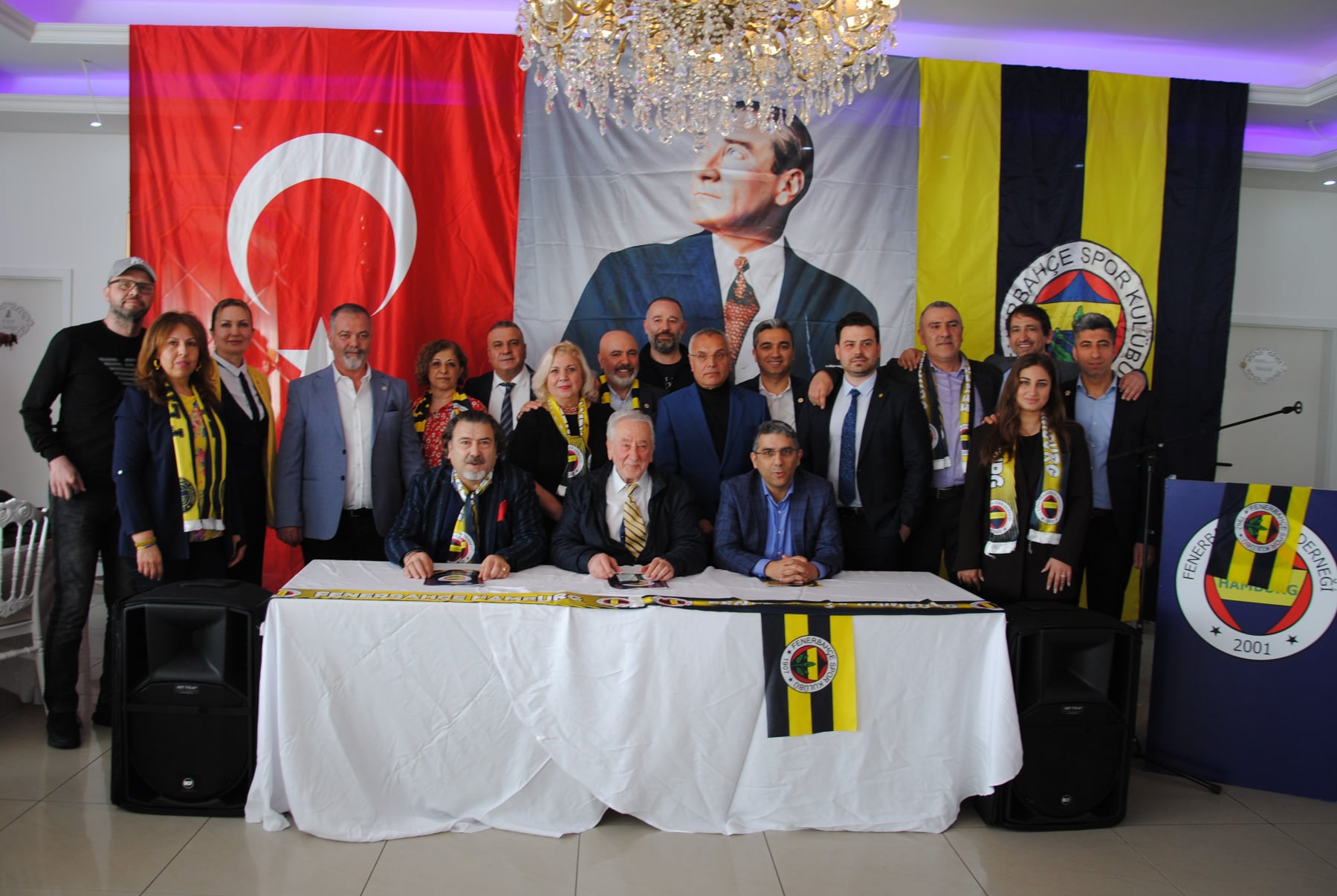 Hamburg Fenerbahçeliler bir kez daha Çömlek'le yola devam