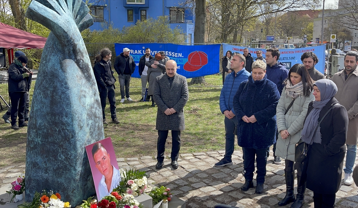 Berlin`de Burak Bektaş anıldı