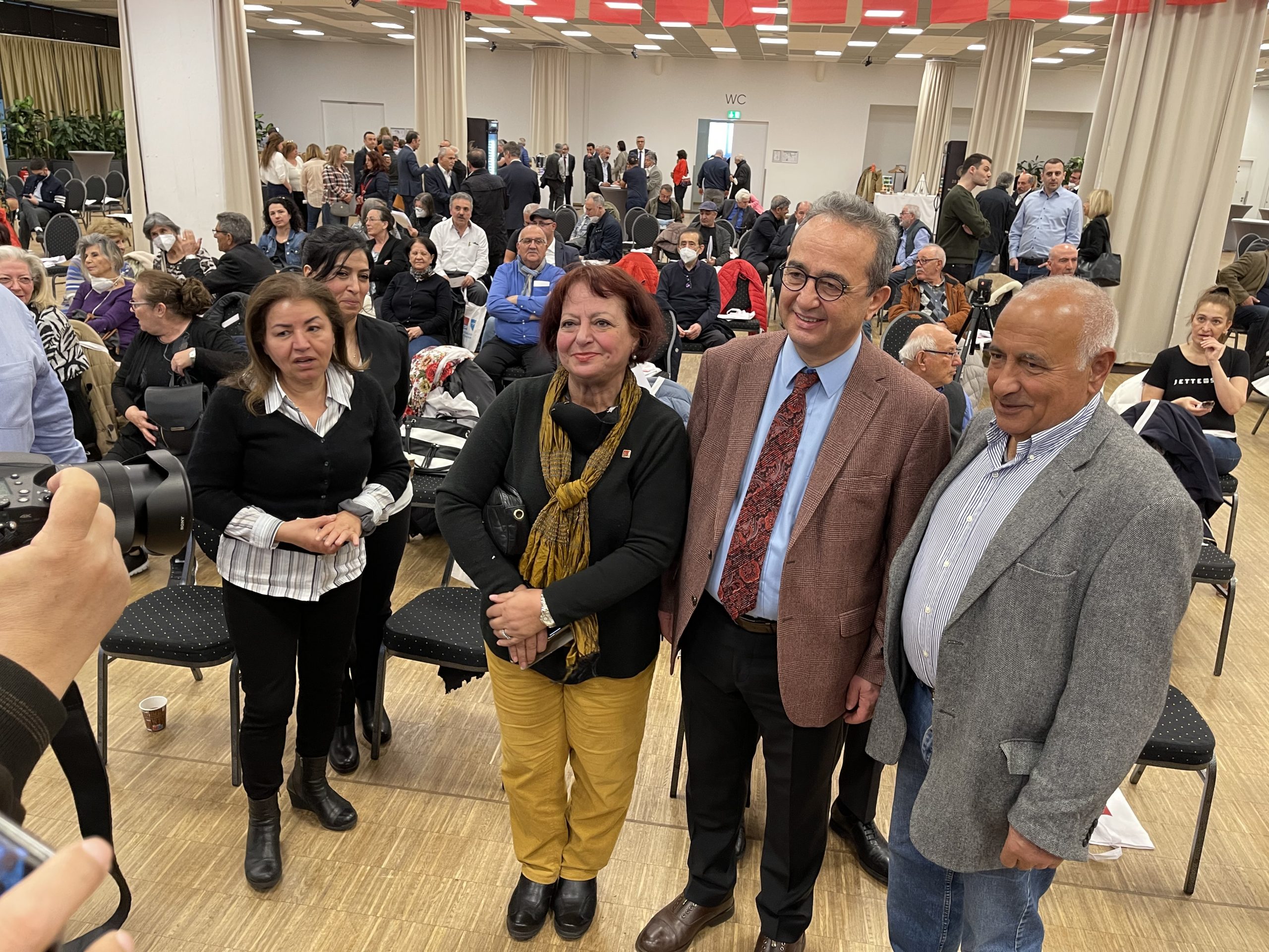 Kenan Kolat, CHP Berlin Birliği’ne yeniden başkan seçildi