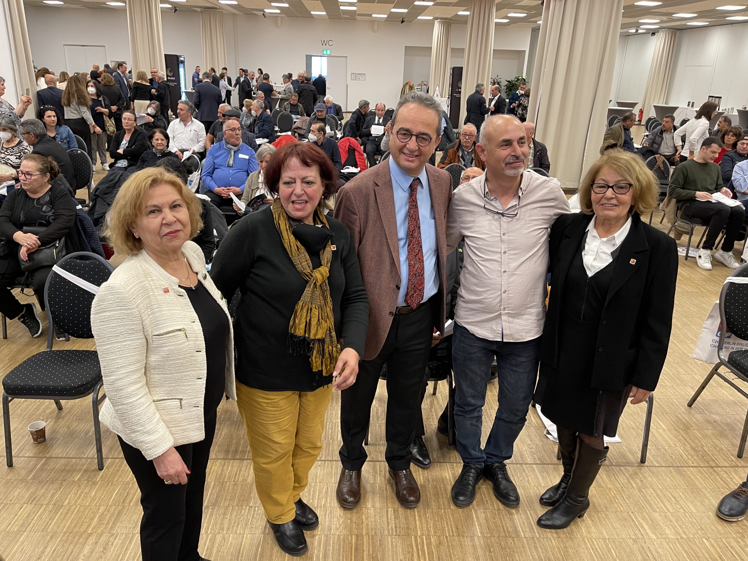 Kenan Kolat, CHP Berlin Birliği’ne yeniden başkan seçildi