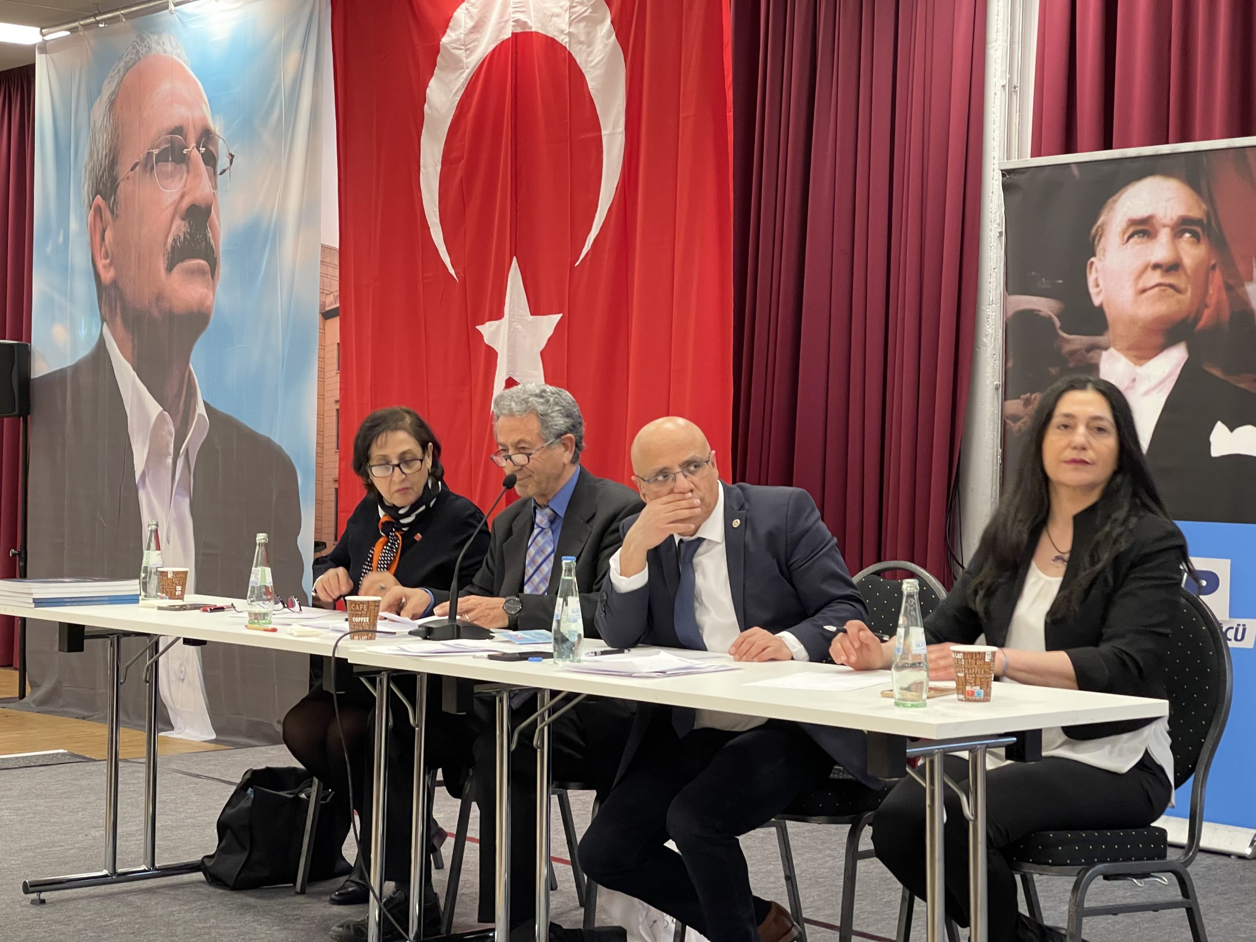 Kenan Kolat, CHP Berlin Birliği’ne yeniden başkan seçildi