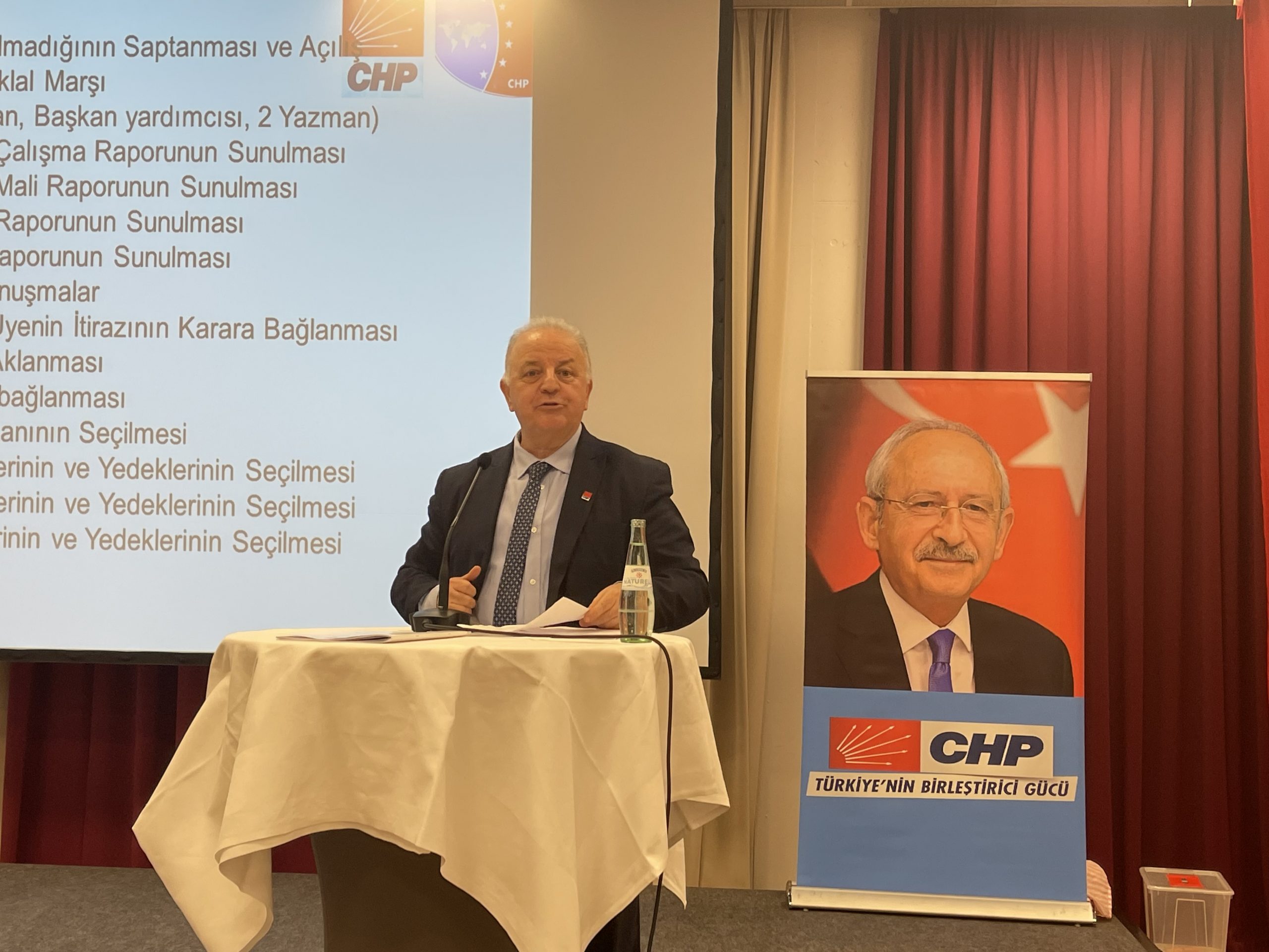 Kenan Kolat, CHP Berlin Birliği’ne yeniden başkan seçildi