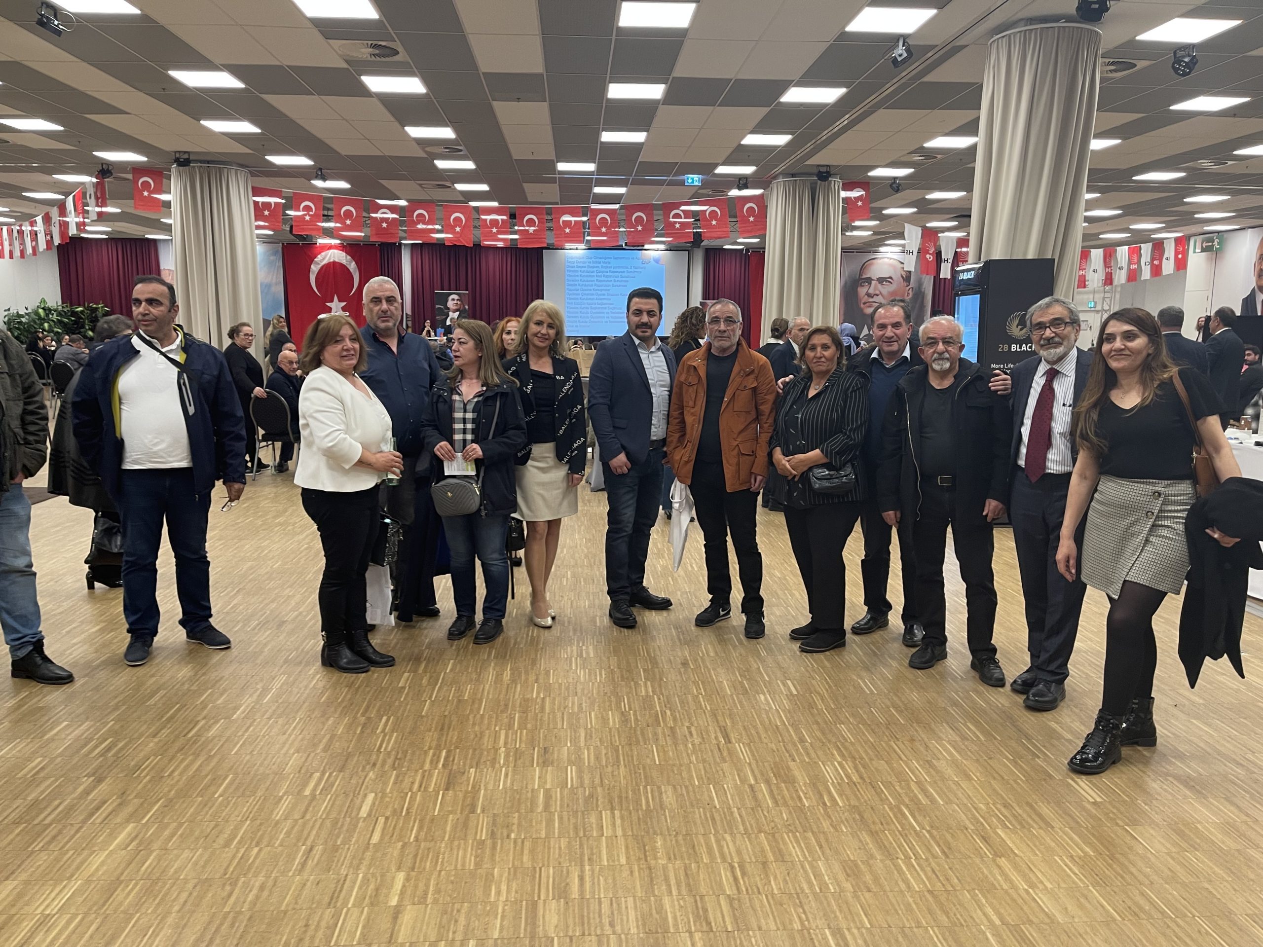 Kenan Kolat, CHP Berlin Birliği’ne yeniden başkan seçildi
