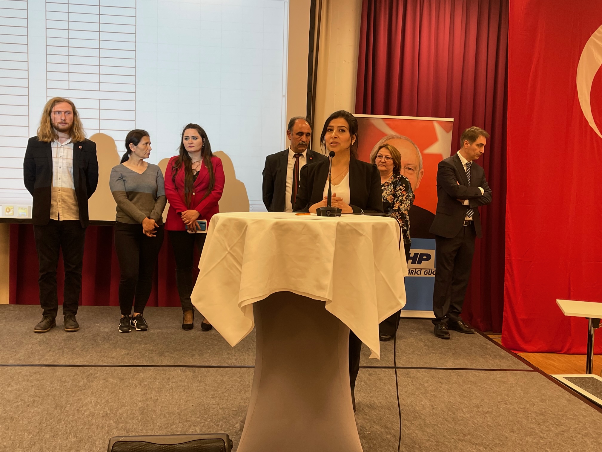 Kenan Kolat, CHP Berlin Birliği’ne yeniden başkan seçildi