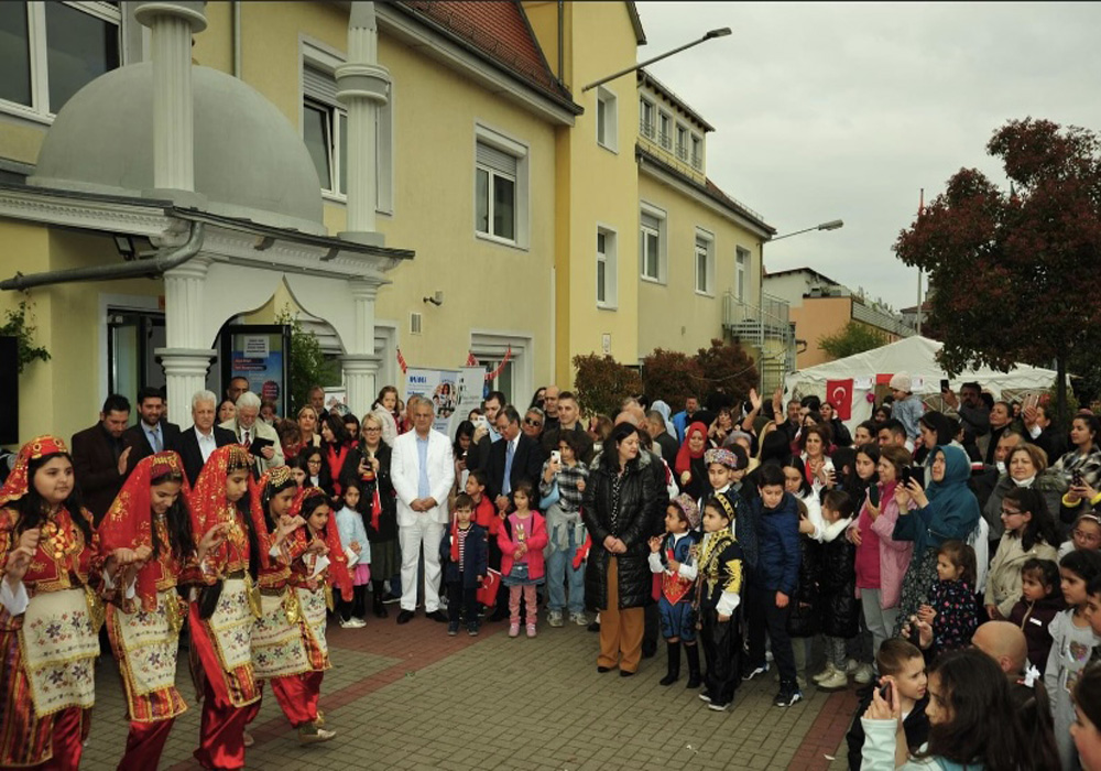 23 Nisan Bayram Nürnberg`de coşkuyla kutlandı