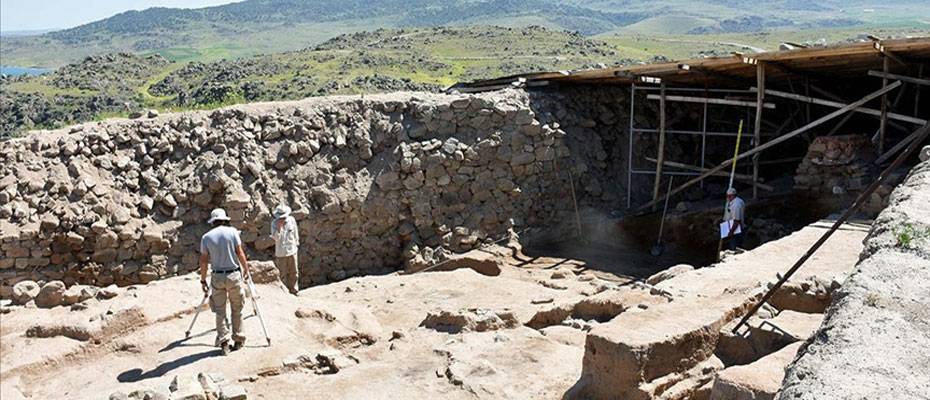 Büklükale'de Hitit dönemine ait yeni binalar araştırılıyor