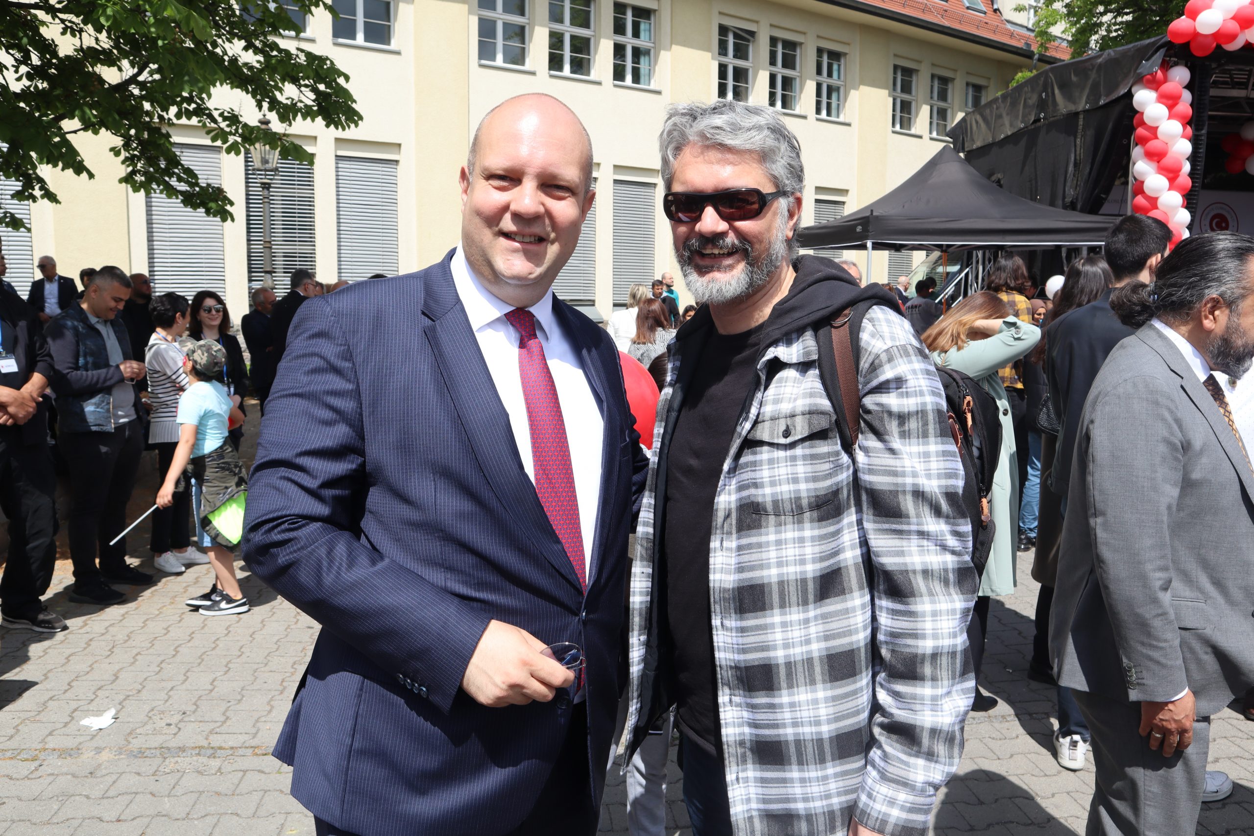 Berlin Başkonsolosluğu ’’Çocuk ve Gençlik Şenliği’’ düzenledi