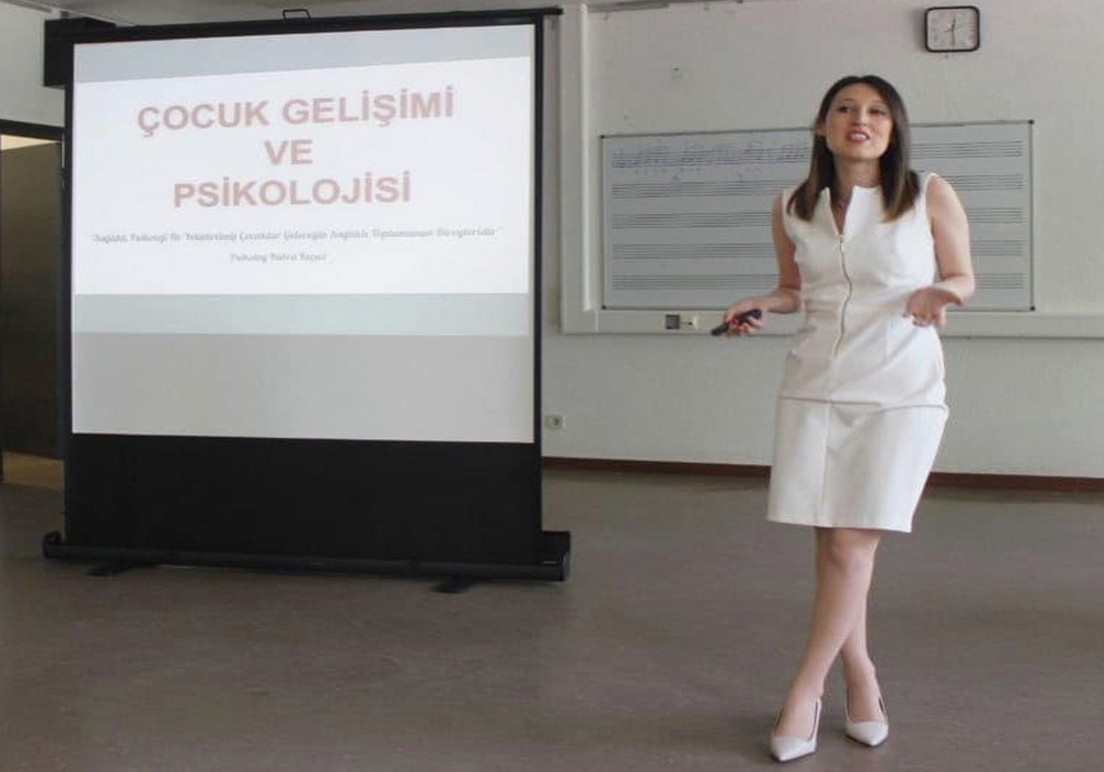 Veli Akademisine büyük ilgi