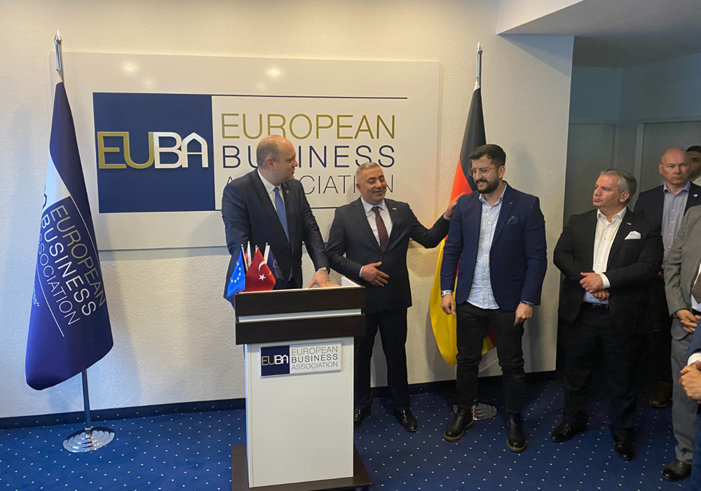 EUBA DOĞU ALMANYA’DA ÖZLENEN BAYRAMLAŞMA