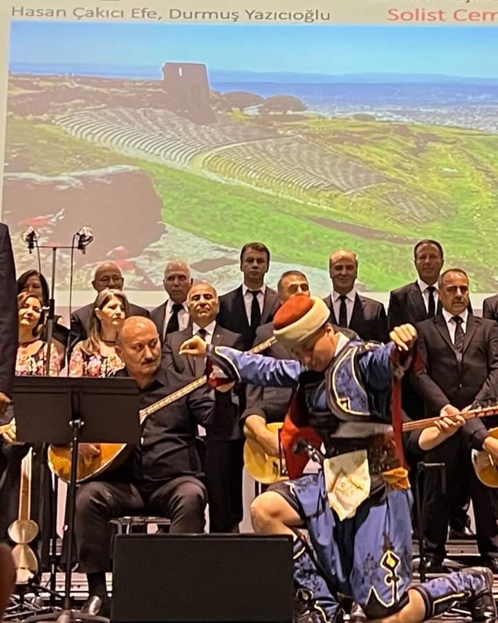 ESSEN’DE “ANADOLU EZGİLERİ” RÜZGÂRI ESTİ
