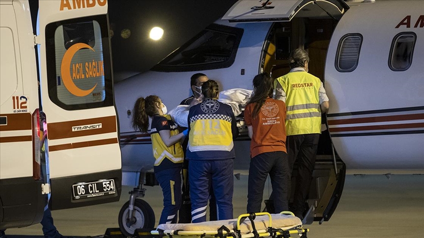 'Bitkisel hayata girdiği' öne sürülen gurbetçi ambulans uçakla Türkiye'ye getirildi