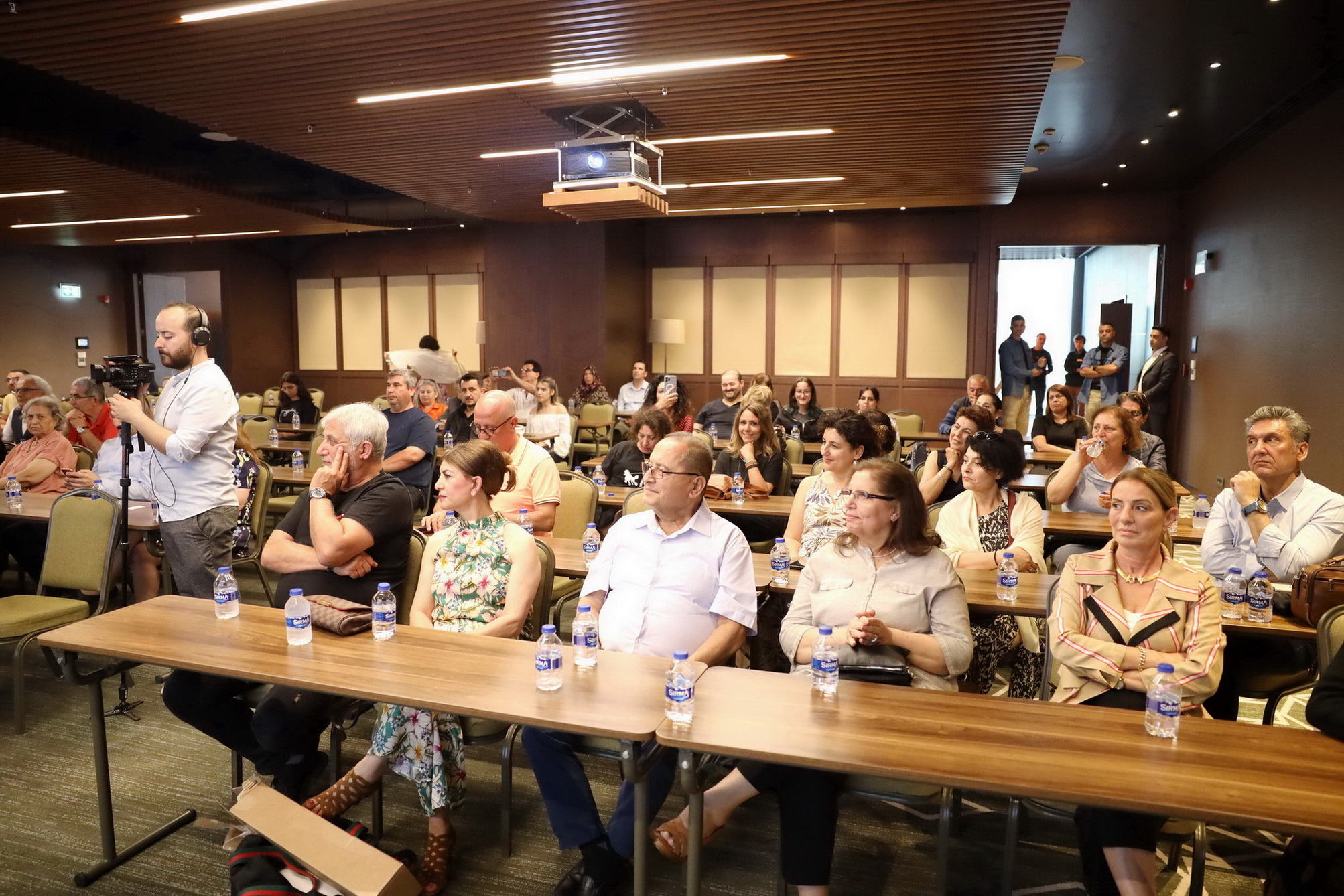 Berlin Antik Antakya Derneği’nden Hataylı öğrencilerin eğitimine burs