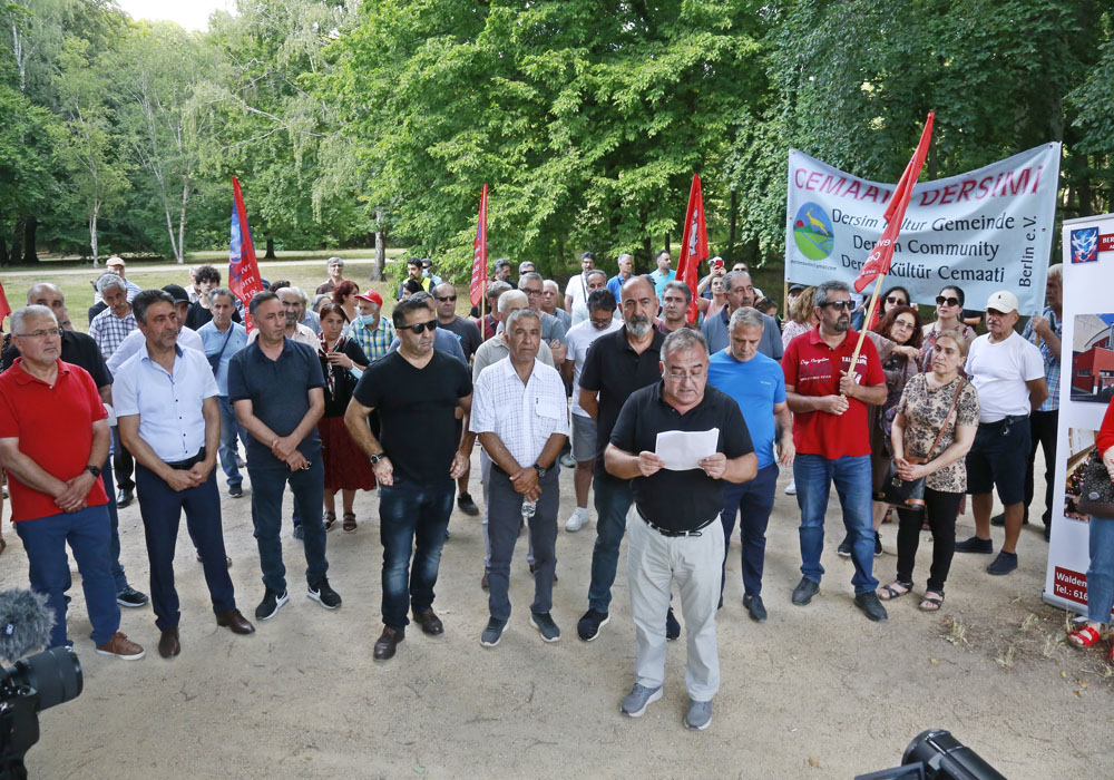Ankara’daki Saldırılar Berlin Elçiliği Önünde Protesto Edildi