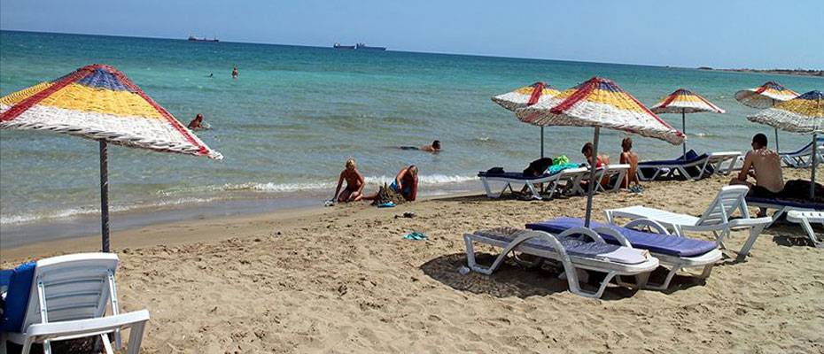 Maske geri döndü: Kıbrıs Rum Kesimi maske zorunluluğunu yeniden getirdi