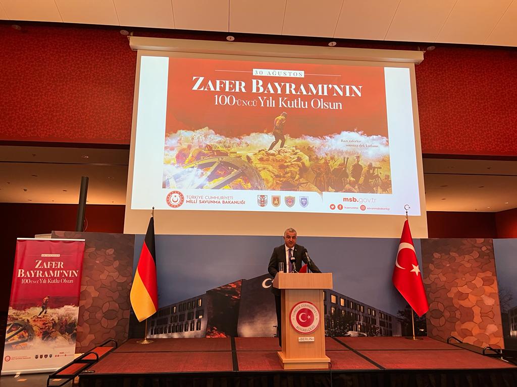 Büyük Zafer'in 100. yıl dönümü Berlin'de kutlandı