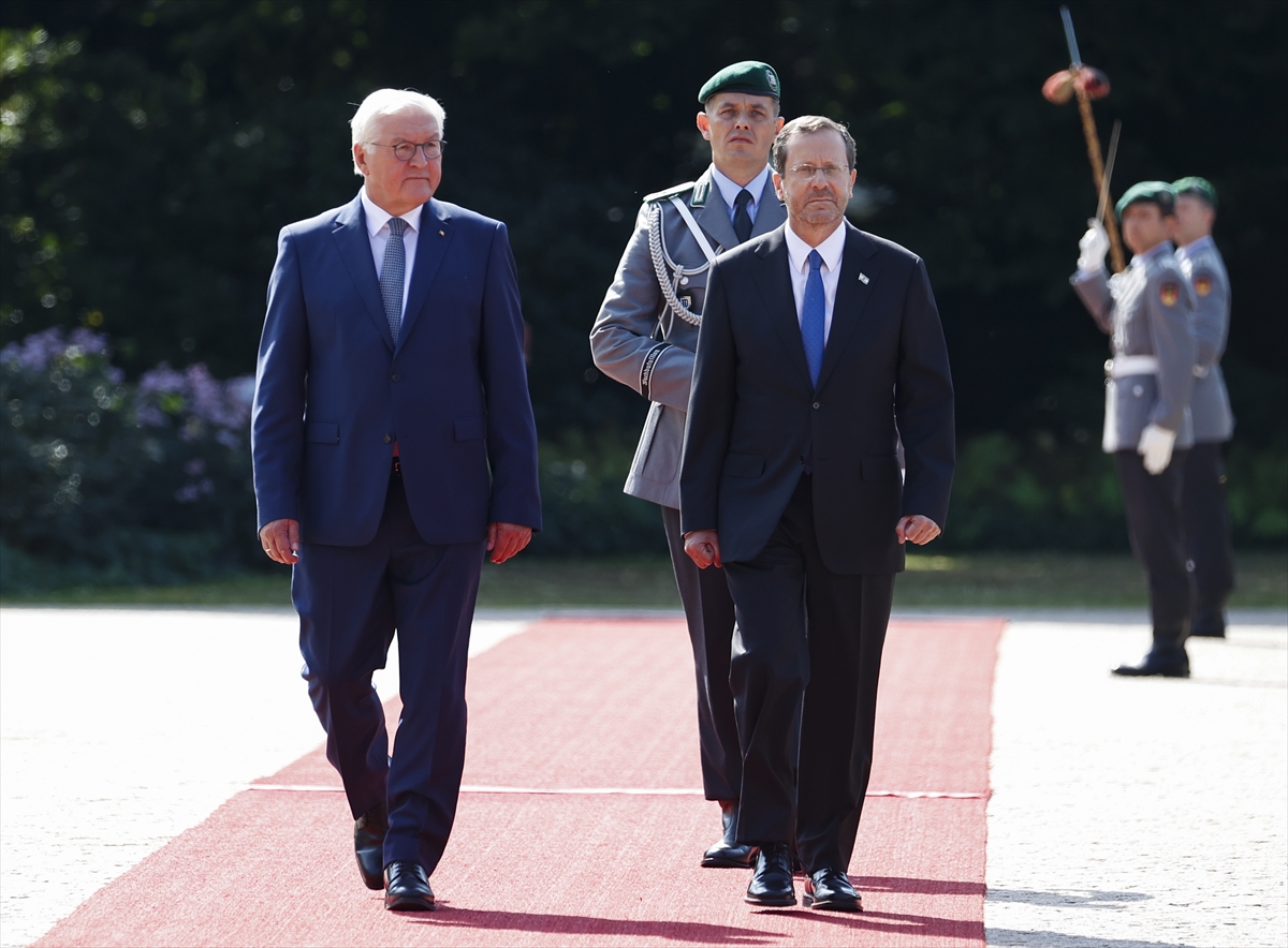 Steinmeier, İsrail Cumhurbaşkanı Herzog ile bir araya geldi