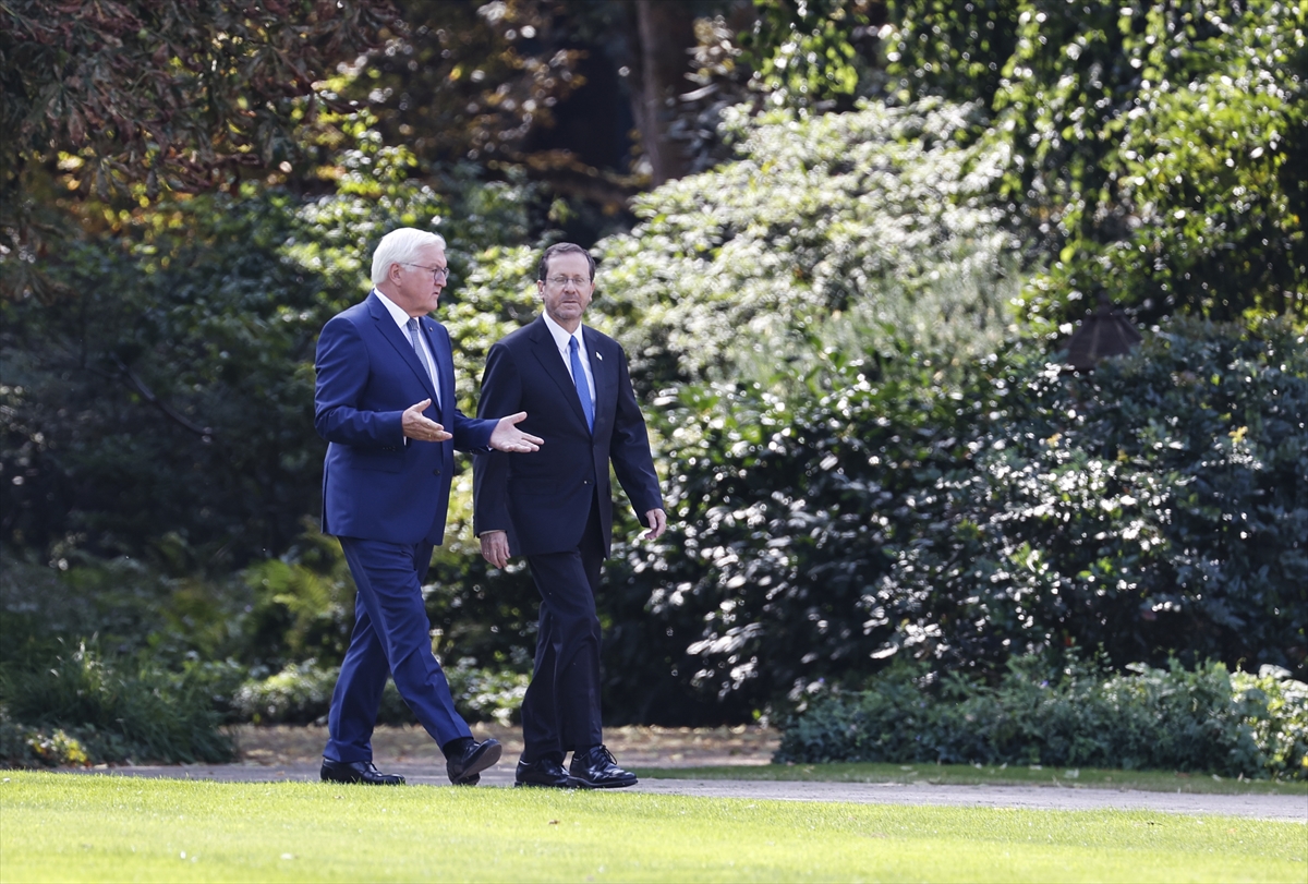 Steinmeier, İsrail Cumhurbaşkanı Herzog ile bir araya geldi