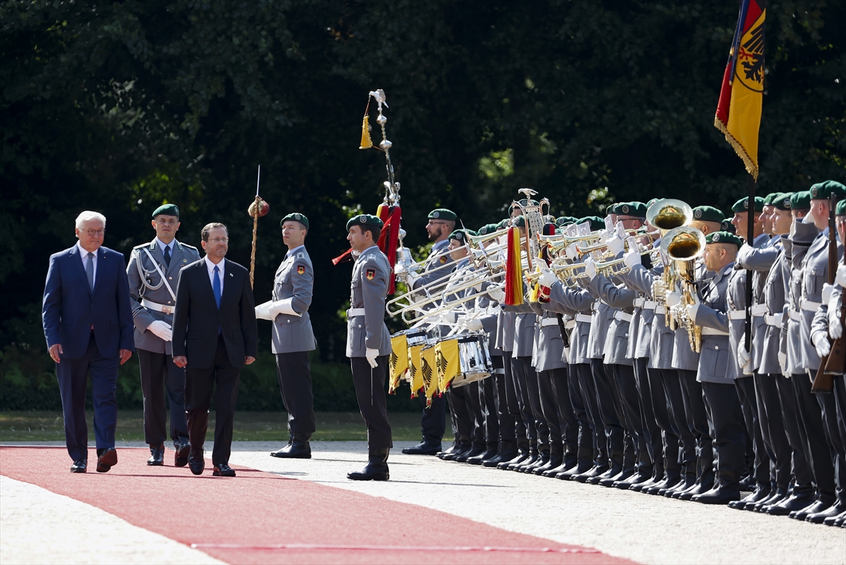 Steinmeier, İsrail Cumhurbaşkanı Herzog ile bir araya geldi